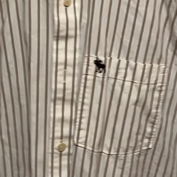 Abercrombie and Finch long sleeve brown and white shirt. Size L - Picture 2 of 5
